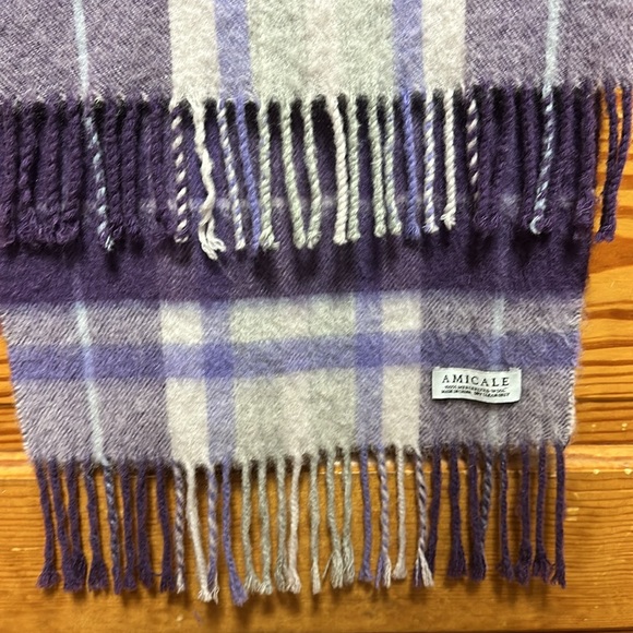 Amicale 100% Mercerized Wool - Picture 3 of 9